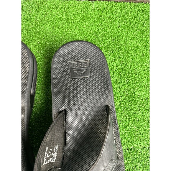 REEF Men's Black  Flip Flops Sandals Size 16 Bottle‎ Opener - Picture 3 of 6